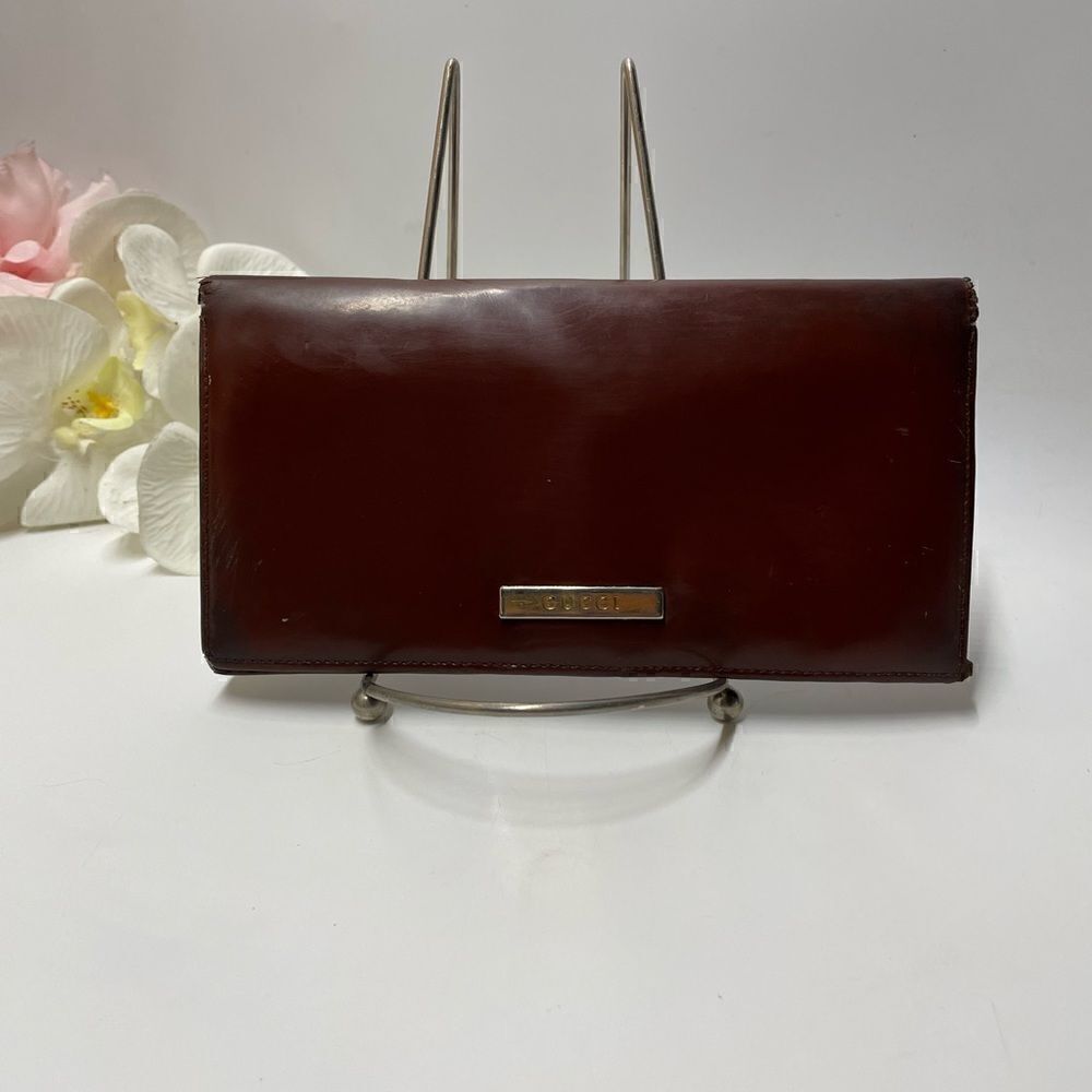 Authentic GUCCI Patent Leather Bifold Long Wallet Brown